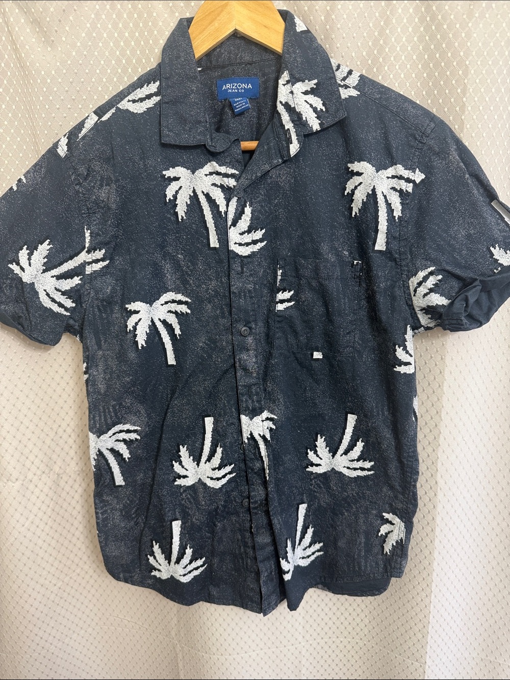 Arizona Jean Company Navy Gray & White Palm-Print Short Sleeve Button-Up